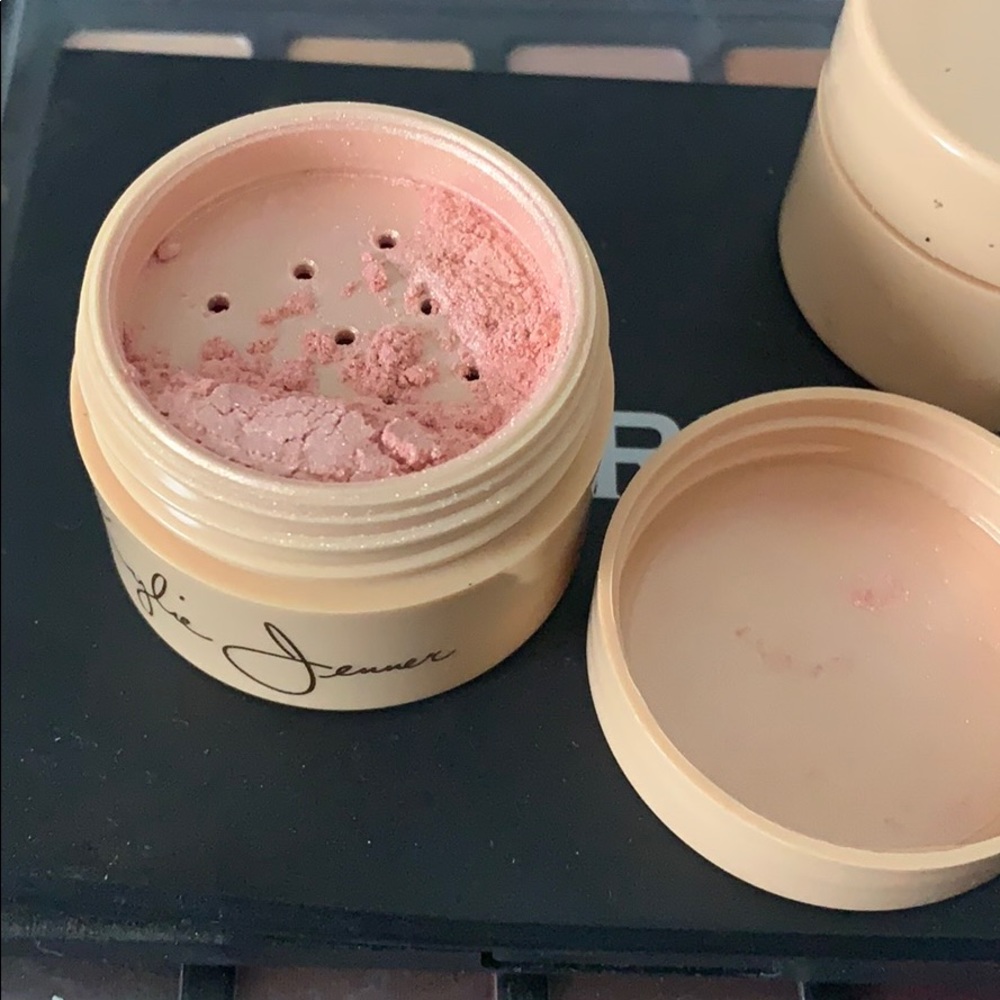 Kylie Tahiti Loose Powder